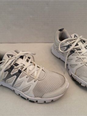 Reebok White Mesh Training Shoes with Subtle Gray Accents
